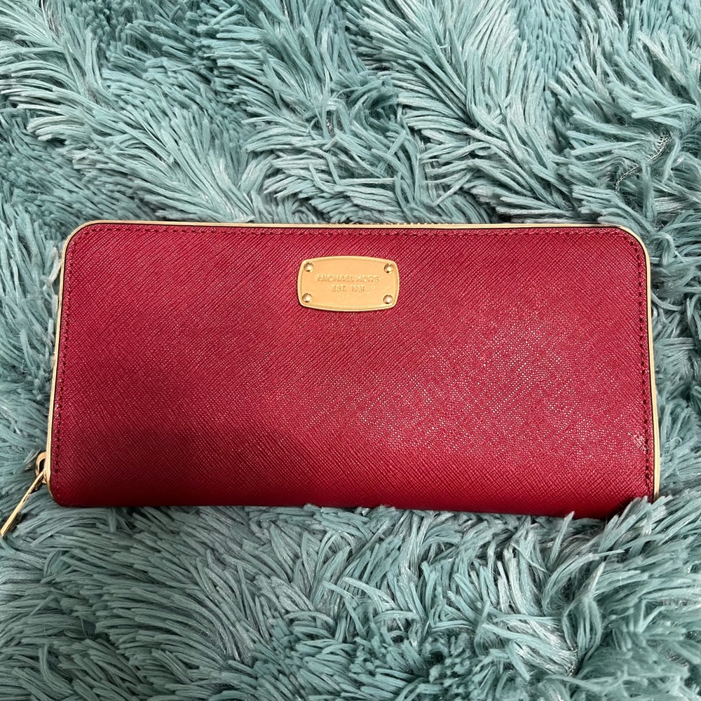 Michael Kors zip around wallet